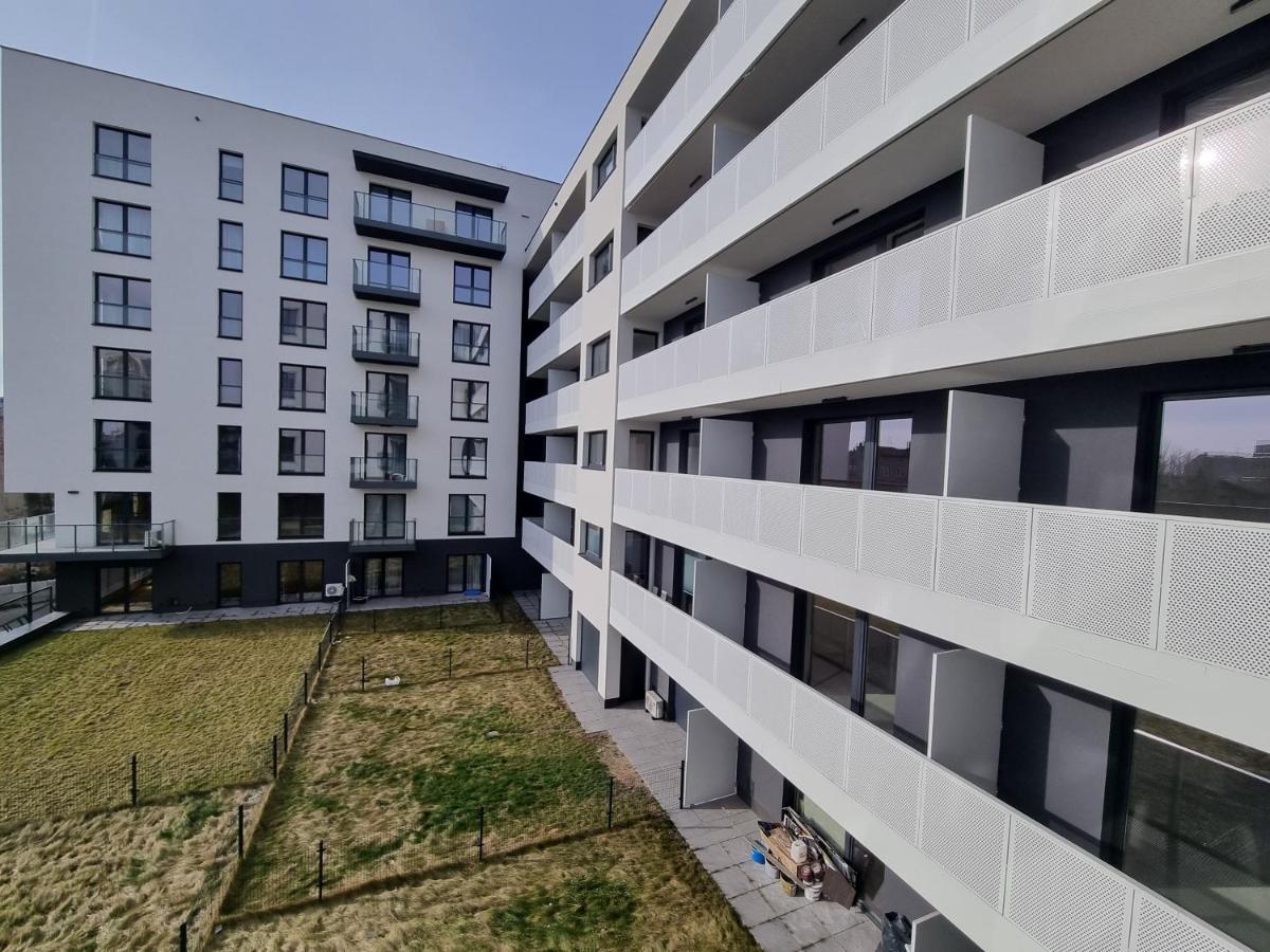 Q Apart Enter- Klimatyzowany 2 Pokojowy Apartament Przy Manufakturze Z Garazem Gratis, Fv Łódź Extérieur photo
