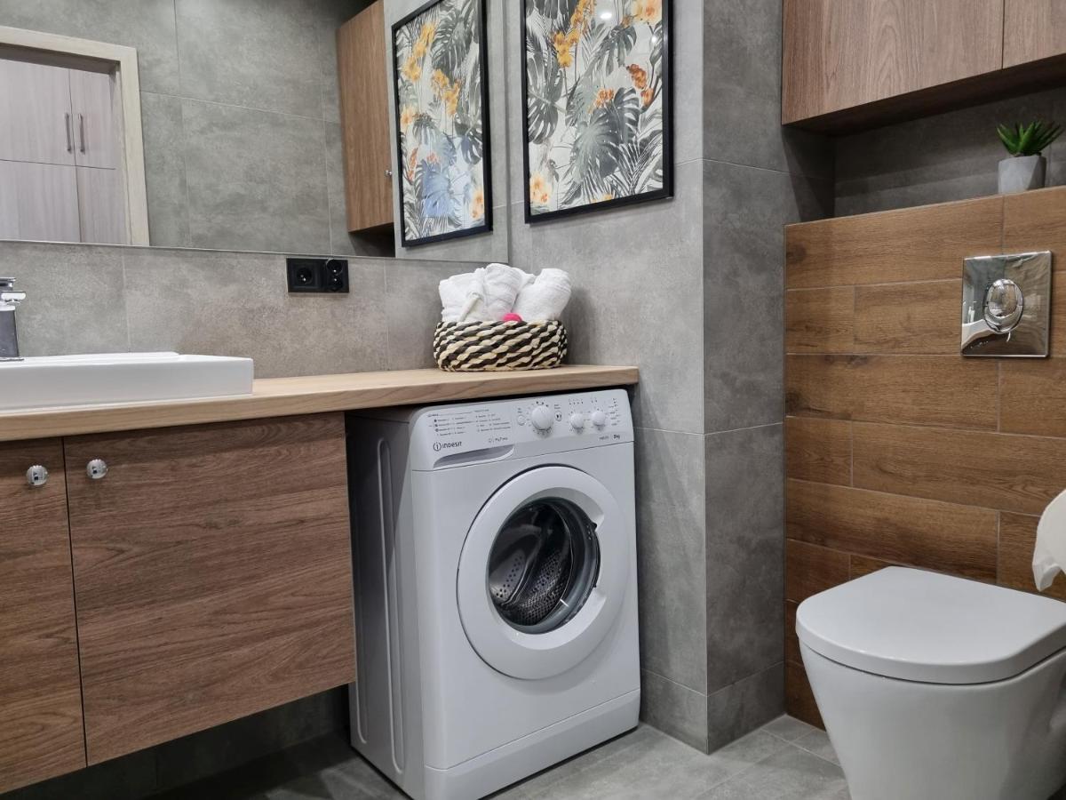 Q Apart Enter- Klimatyzowany 2 Pokojowy Apartament Przy Manufakturze Z Garazem Gratis, Fv Łódź Extérieur photo